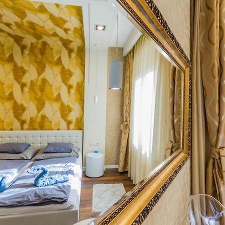 Chain Bridge Studio Apartment Будапеща Екстериор снимка
