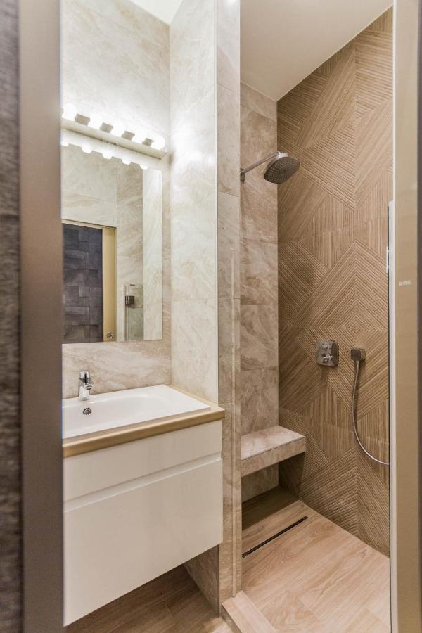 Chain Bridge Studio Apartment Будапеща Екстериор снимка