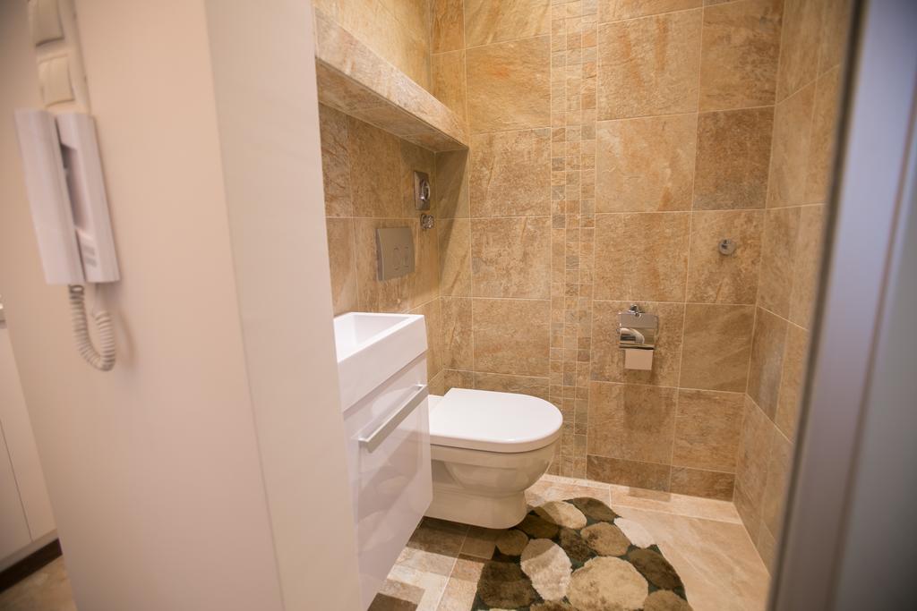 Chain Bridge Studio Apartment Будапеща Екстериор снимка